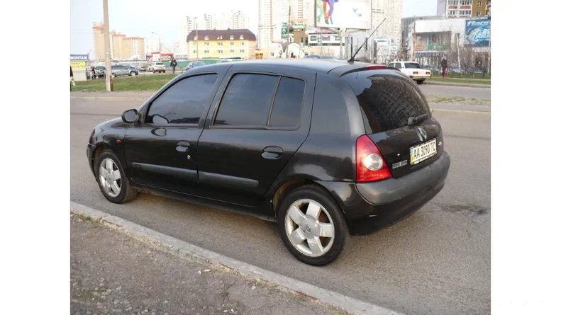 Renault Clio 2002