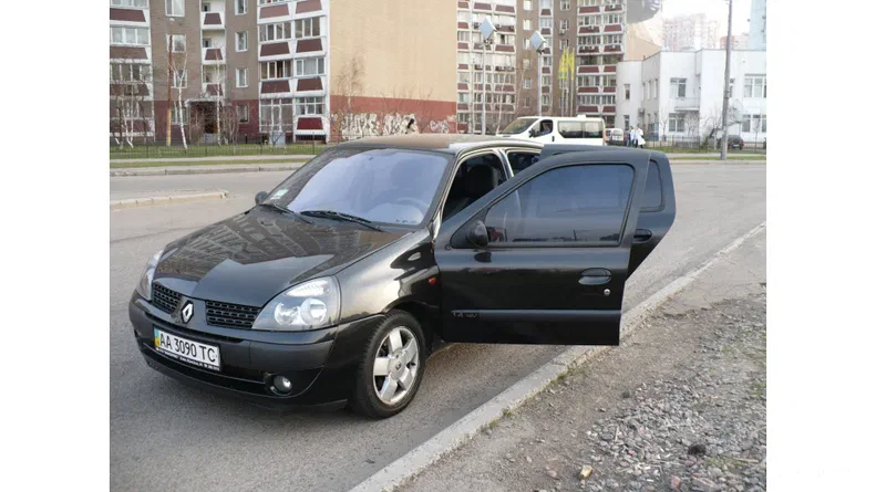 Renault Clio 2002 - 13