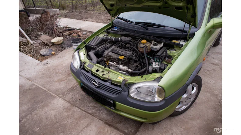 Opel Corsa 2000 - 17