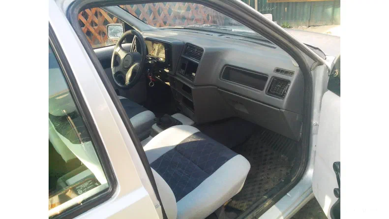 Ford Sierra 1989 - 11