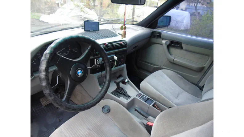 BMW 3 серія 1990 - 13