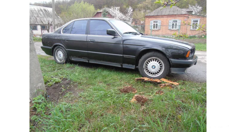 BMW 3 серии 1990