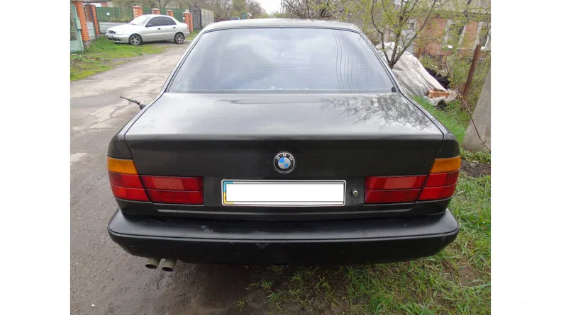 BMW 3 серія 1990 - 17