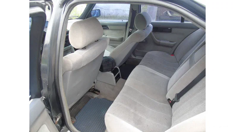 BMW 3 серія 1990 - 14