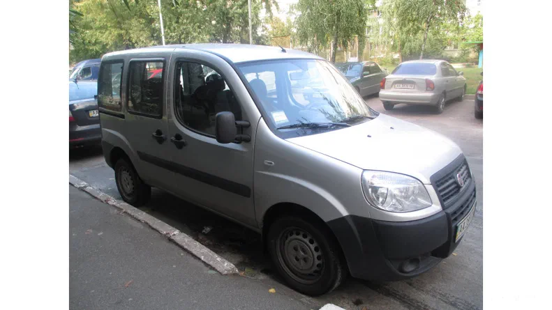 Fiat Doblo 2012