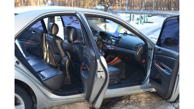 Toyota Camry 2004 - 11