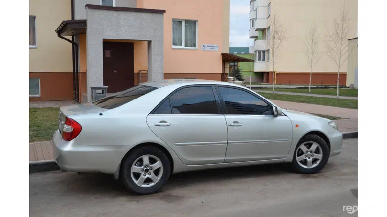 Toyota Camry 2004 - 5