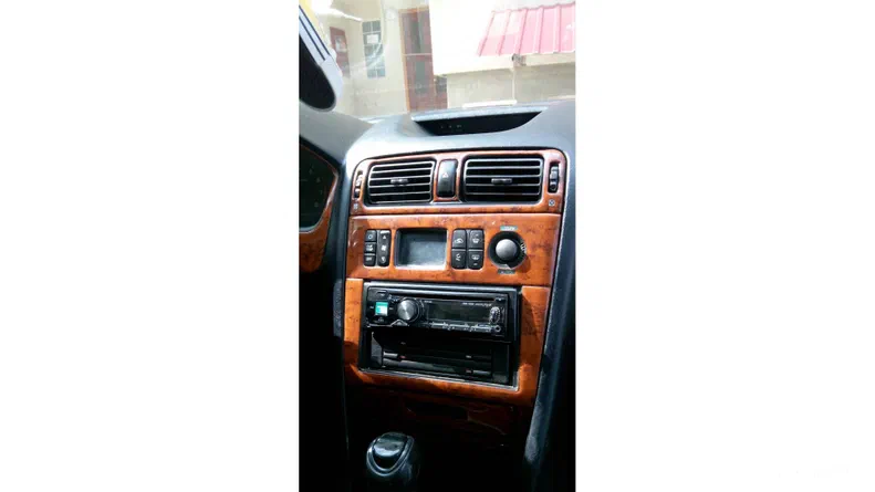 Mitsubishi Galant 1999