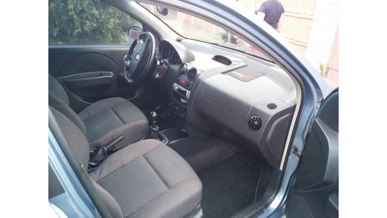 Chevrolet Aveo 2006 - 9
