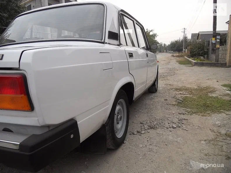 Lada (ВАЗ) 2107 2008 - 9