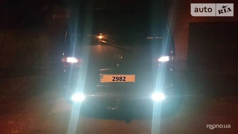 Hyundai H200 2000 - 19