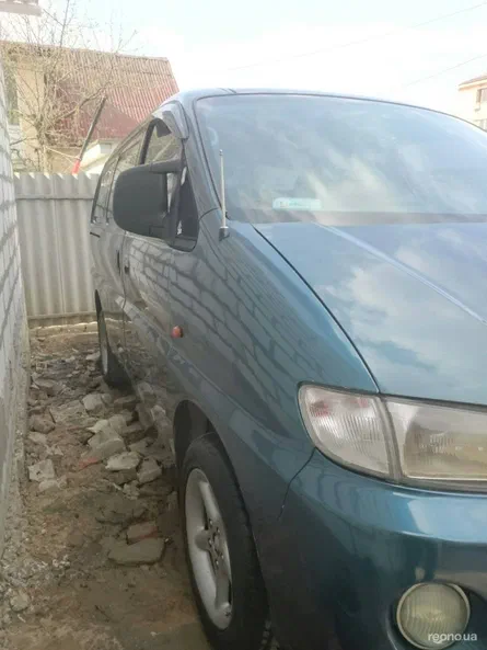 Hyundai H200 2000 - 12