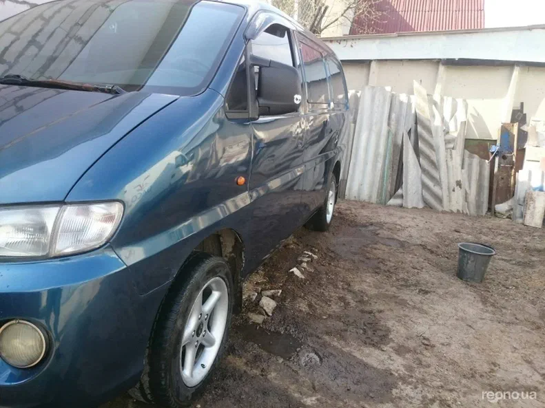 Hyundai H200 2000 - 13