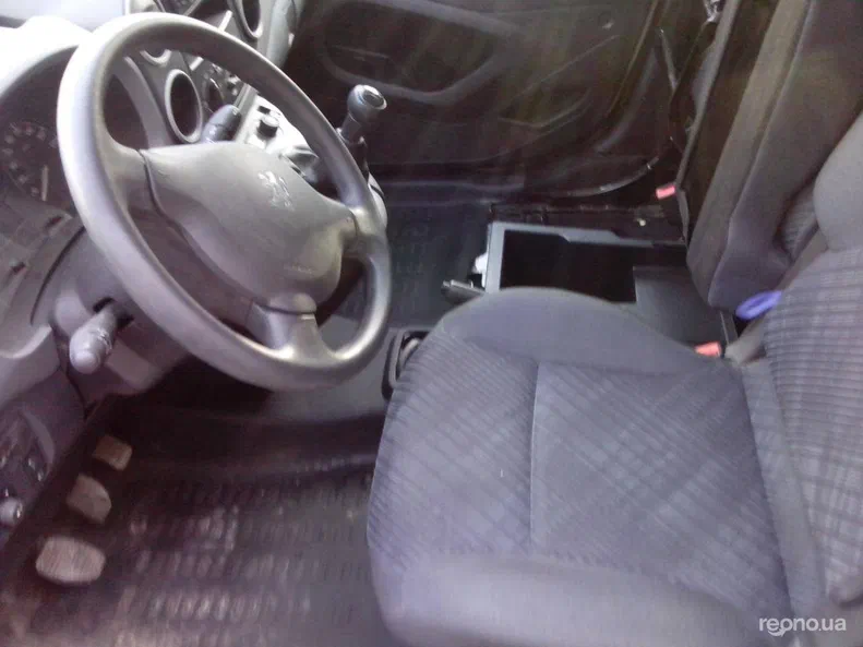 Peugeot Partner 2011