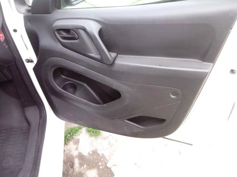 Peugeot Partner 2011 - 25