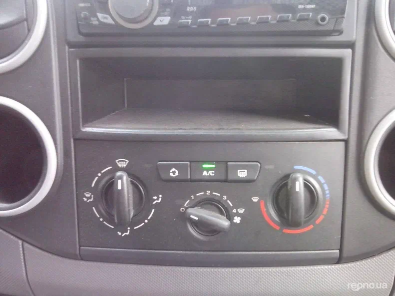 Peugeot Partner 2011 - 23