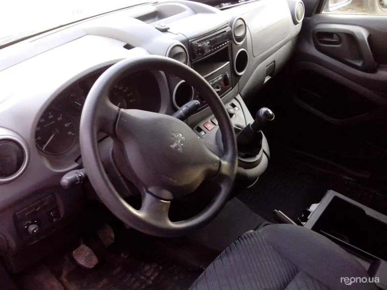 Peugeot Partner 2011 - 17