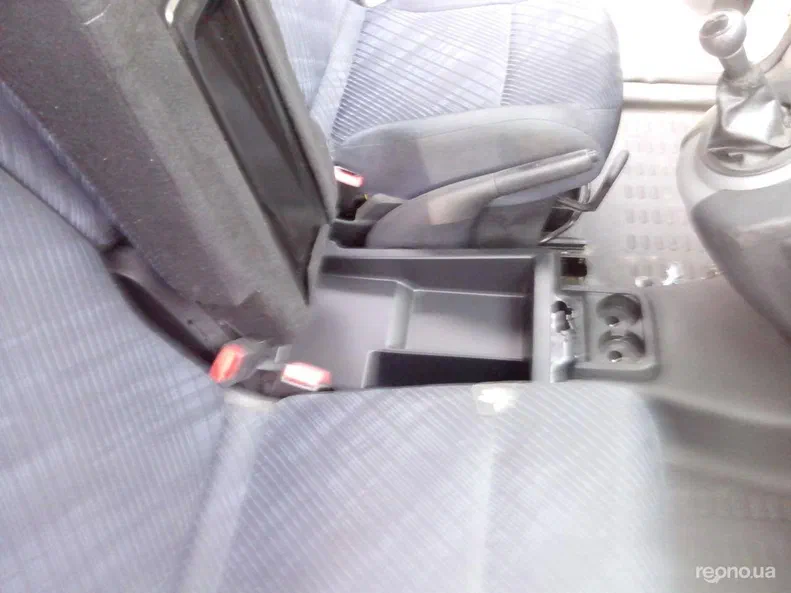 Peugeot Partner 2011 - 6