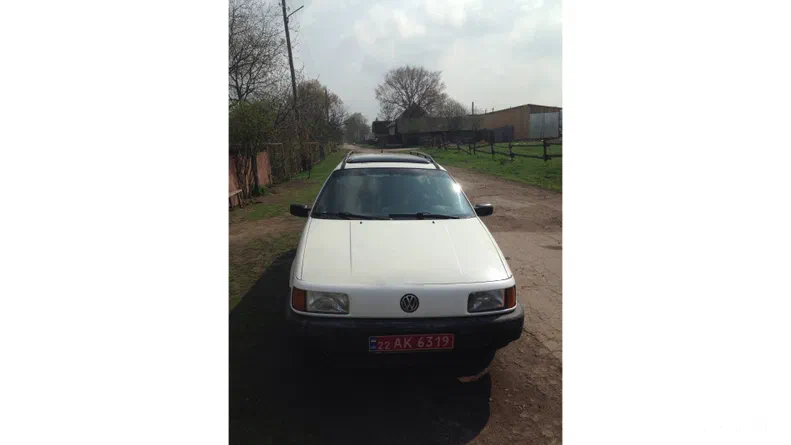 Volkswagen Passat 1990 - 9
