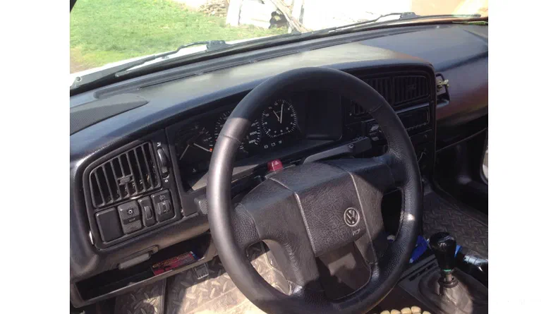 Volkswagen Passat 1990