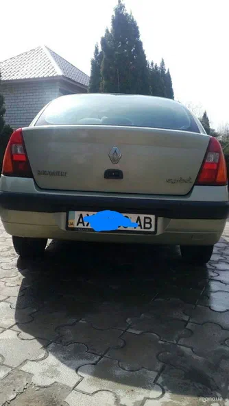 Renault Symbol 2003