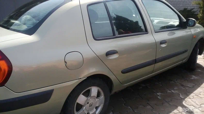 Renault Symbol 2003 - 7