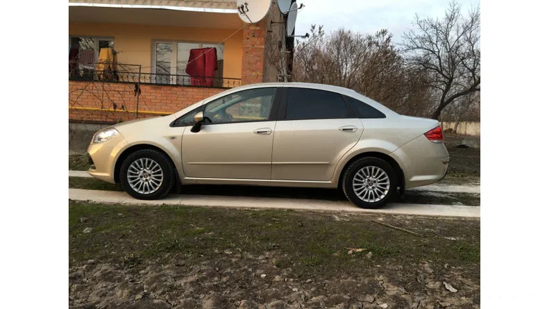 Fiat Linea 2015