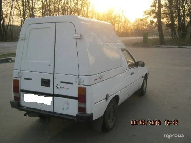 ЗАЗ 1102 «Таврия» 2002
