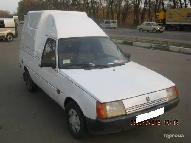ЗАЗ 1102 «Таврия» 2002