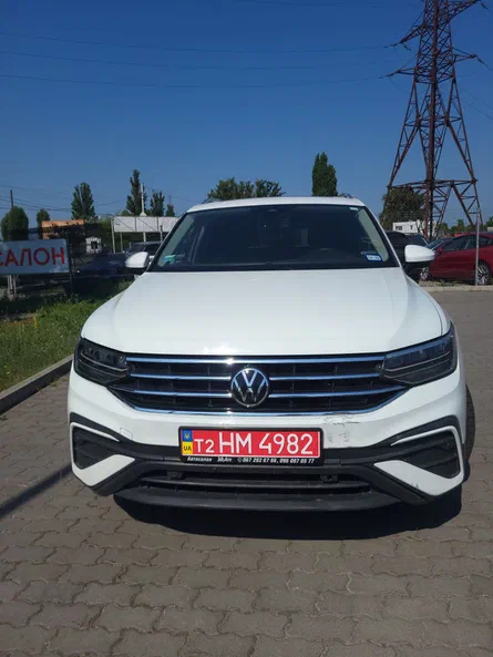 Volkswagen Tiguan 2022 - 17