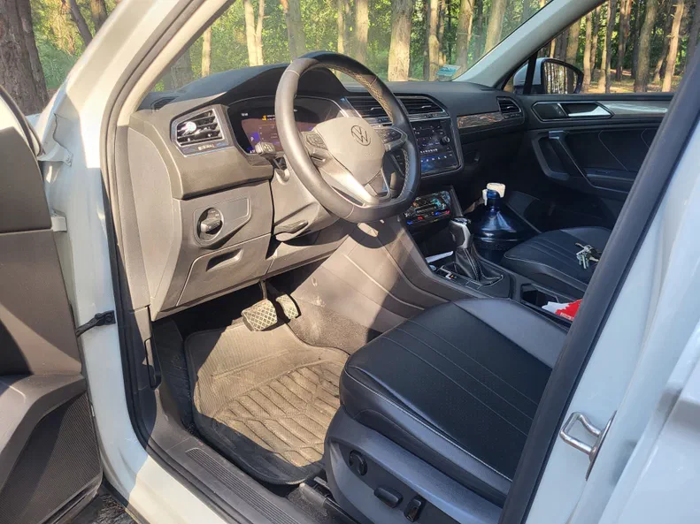 Volkswagen Tiguan 2022 - 19