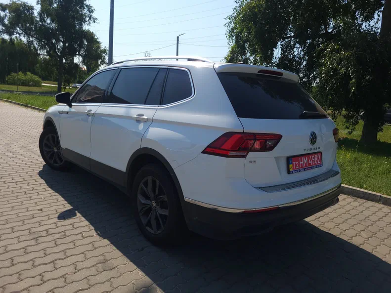 Volkswagen Tiguan 2022 - 26