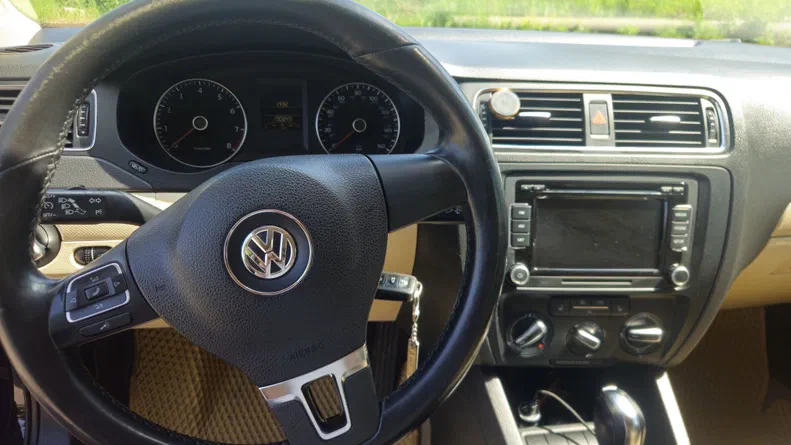 Volkswagen Jetta 2012 - 20
