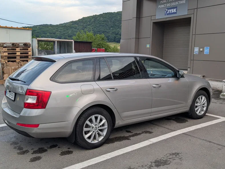 Skoda Octavia 2016 - 1