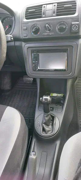 Skoda Fabia 2012 - 4