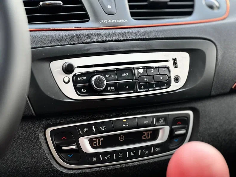 Renault Megane 2012 - 7