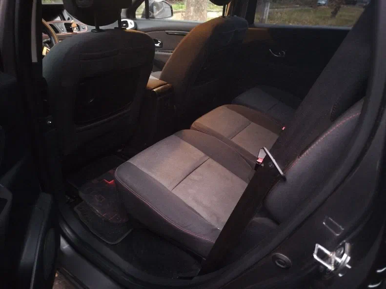 Renault Megane 2012 - 8