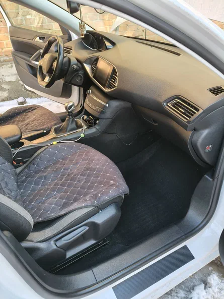 Peugeot 308 2015 - 7