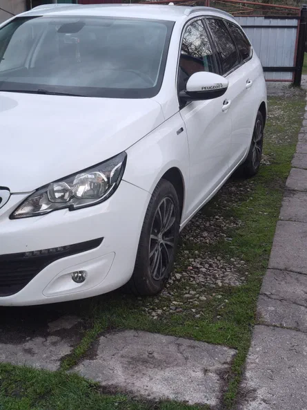 Peugeot 308 2015 - 4