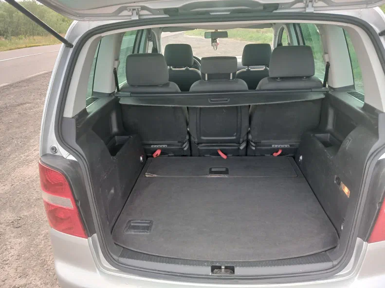 Volkswagen Touran 2004 - 6