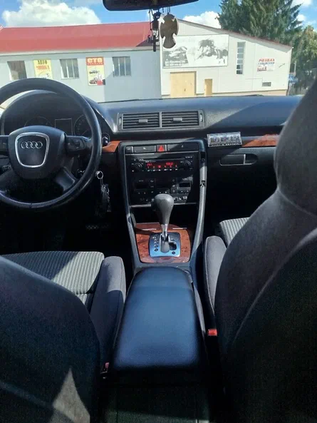 Audi A4 2007 - 10