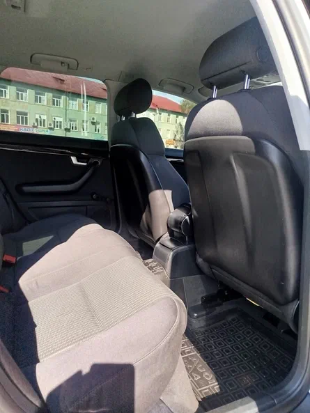 Audi A4 2007 - 12