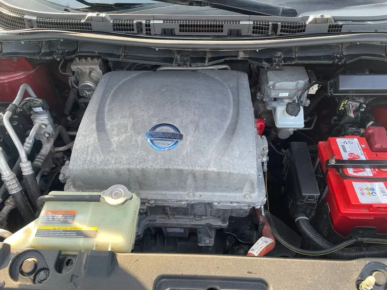 Nissan Leaf 2013 - 5