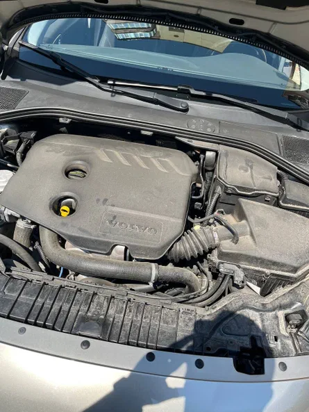Volvo V60 2013 - 16