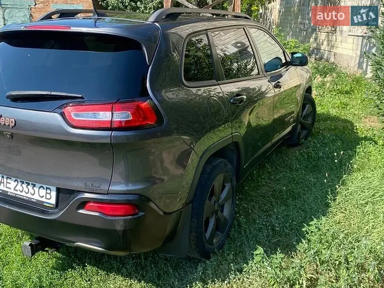 Jeep Cherokee 2016 - 3