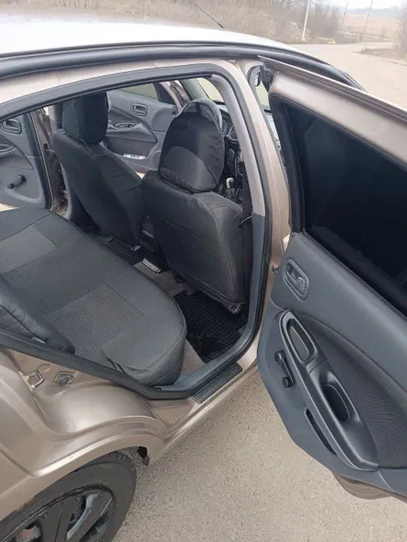 Nissan Almera 2006 - 4