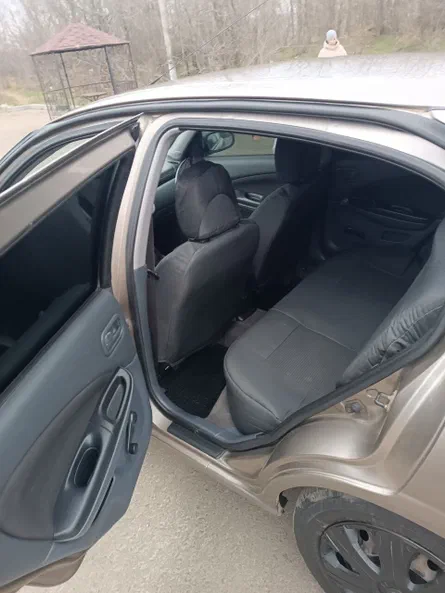 Nissan Almera 2006 - 5