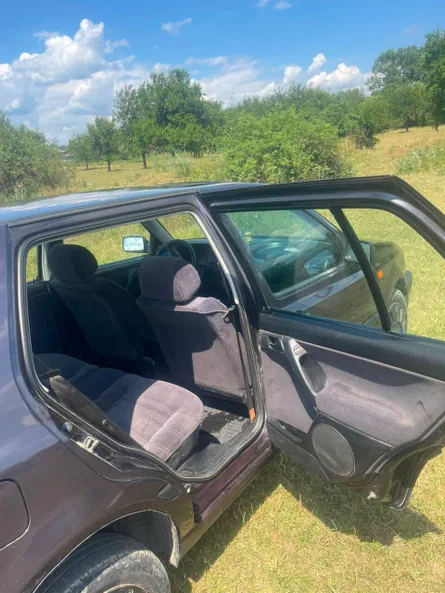 Volkswagen Vento 1994 - 14