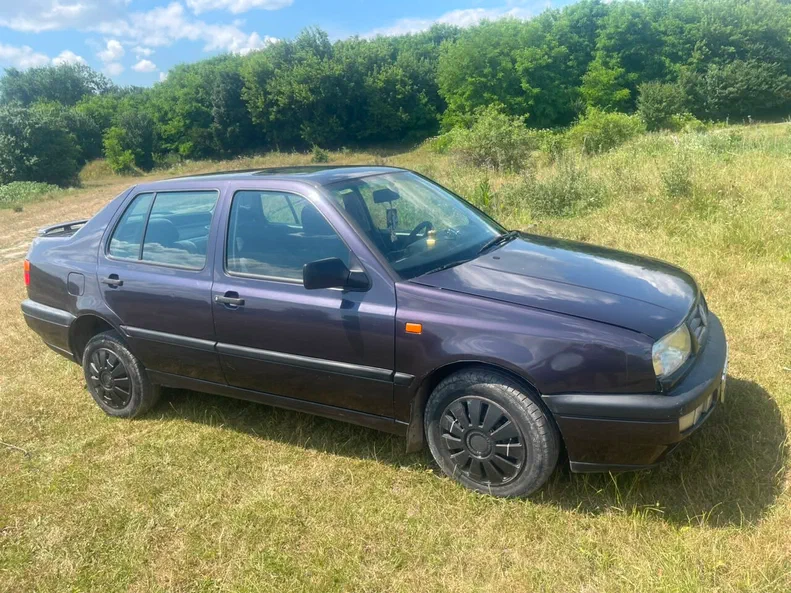 Volkswagen Vento 1994 - 2