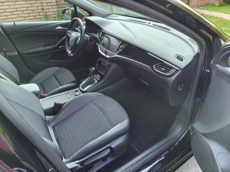 Opel Astra 2021 - 18